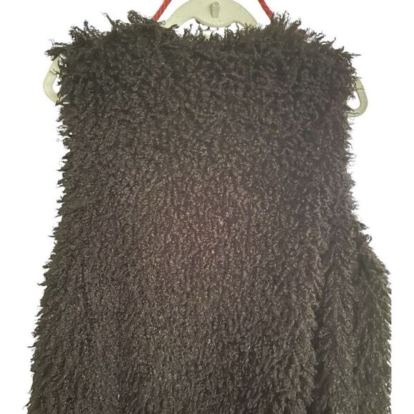 Beautiful Soul Black Fuzxy Long Vest Size Small - Picture 4 of 5